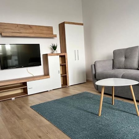 Central Riverfront Apartment Bucarest Exterior foto
